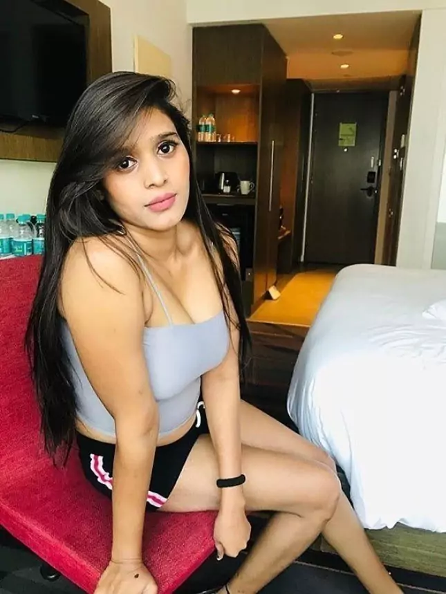 कॉल गर्ल्स सर्विस नीलांबुर